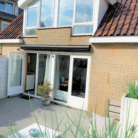 Holiday home Boulevard Egmond aan Zee
